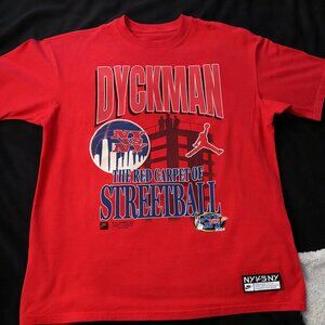 Jordan Dyckman NYC Streetball Red Graphic T-Shirt Men’s Medium NY vs NY 2024